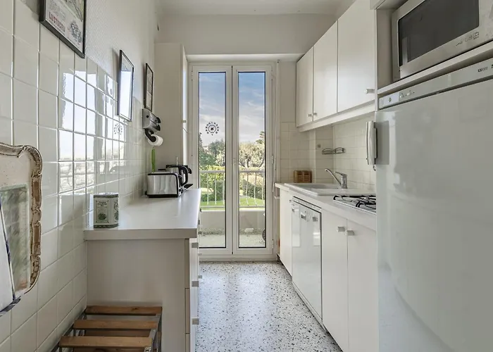 In The Heart Of The Cap D'antibes Lovely Flat Daire *