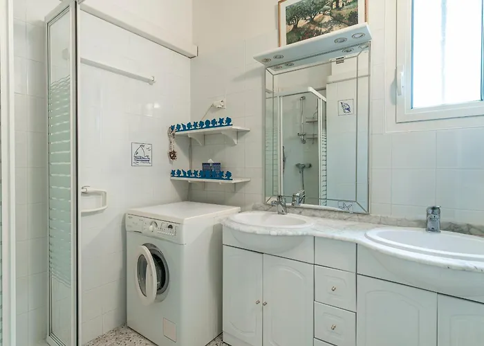 Daire In The Heart Of The Cap D'antibes Lovely Flat *